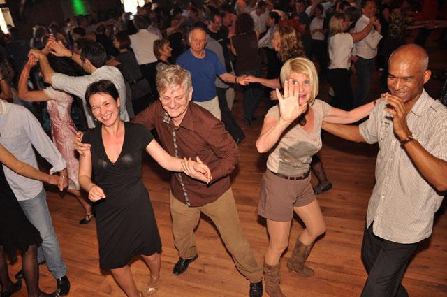 min 2012 04 01 station danse 086